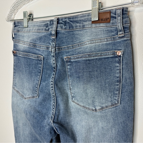 Judy Blue Light Wash Slim Bootcut Jeans w/Slit Hem | Womens 5/27 - Picture 12 of 17